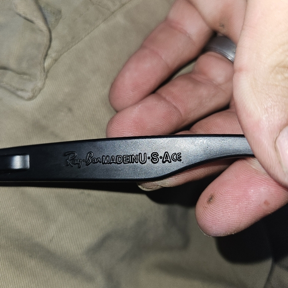 Glasses and shoes - Picture 10 of 16